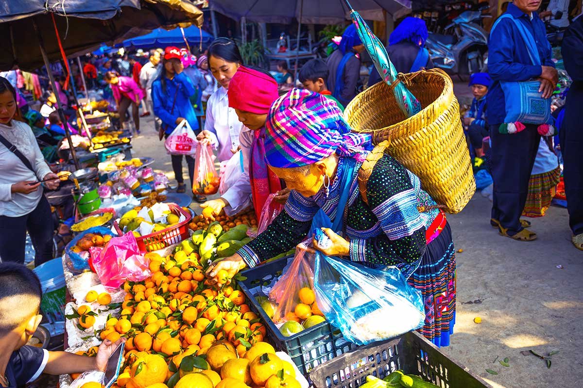 Muong Hum Market Tour 1 Day